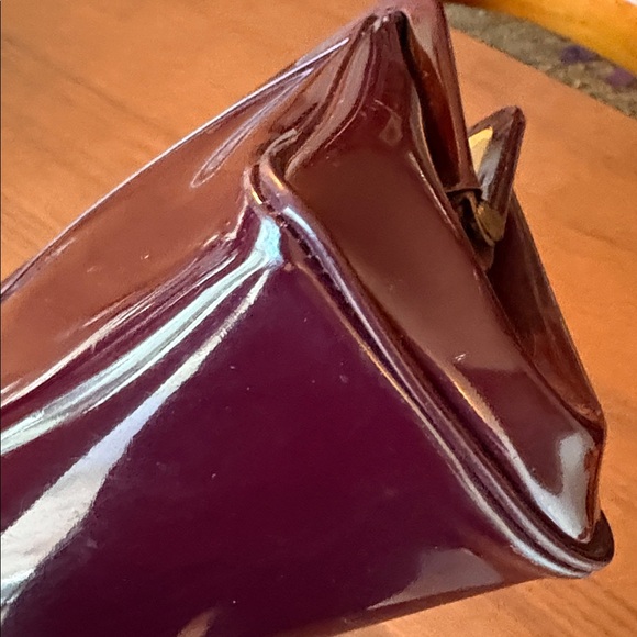 GOLDCREST LEATHERGOODS - MCM Vintage Plum Patent Leather Handbag - Picture 9 of 10